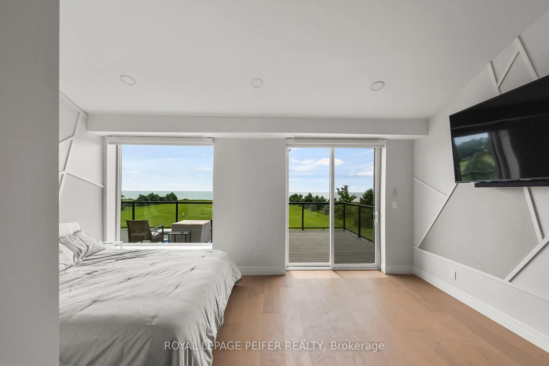Photo 25 of 5202 Talbot Trail, Chatham-Kent, Romney — HOMEH