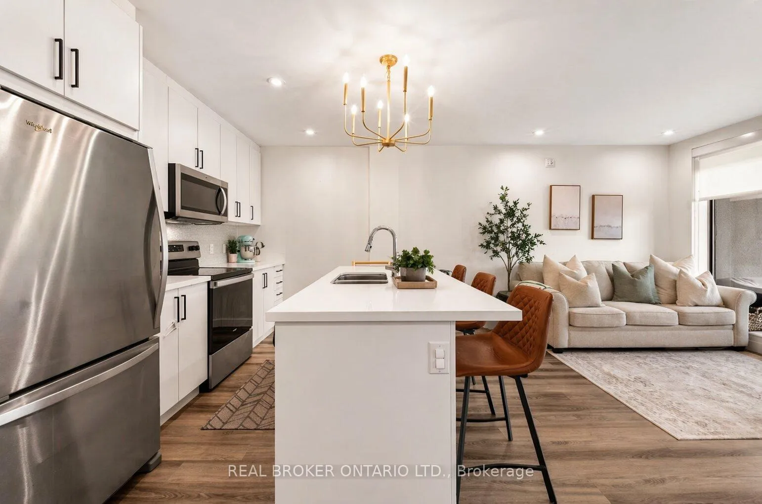 Photo 4 of Unit 106, 479 Charlton Avenue E, Hamilton, Stinson — HOMEH