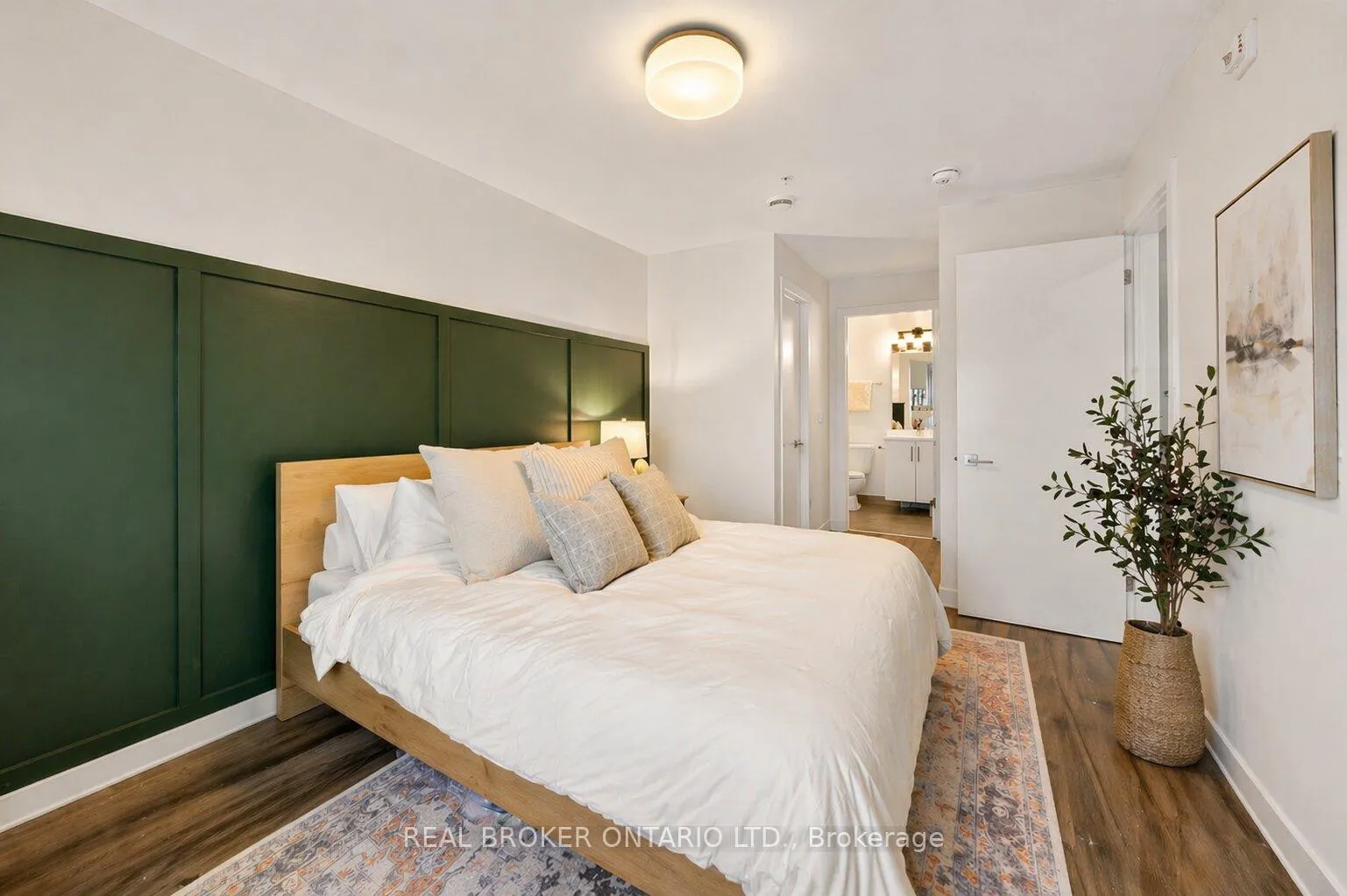 Photo 13 of Unit 106, 479 Charlton Avenue E, Hamilton, Stinson — HOMEH