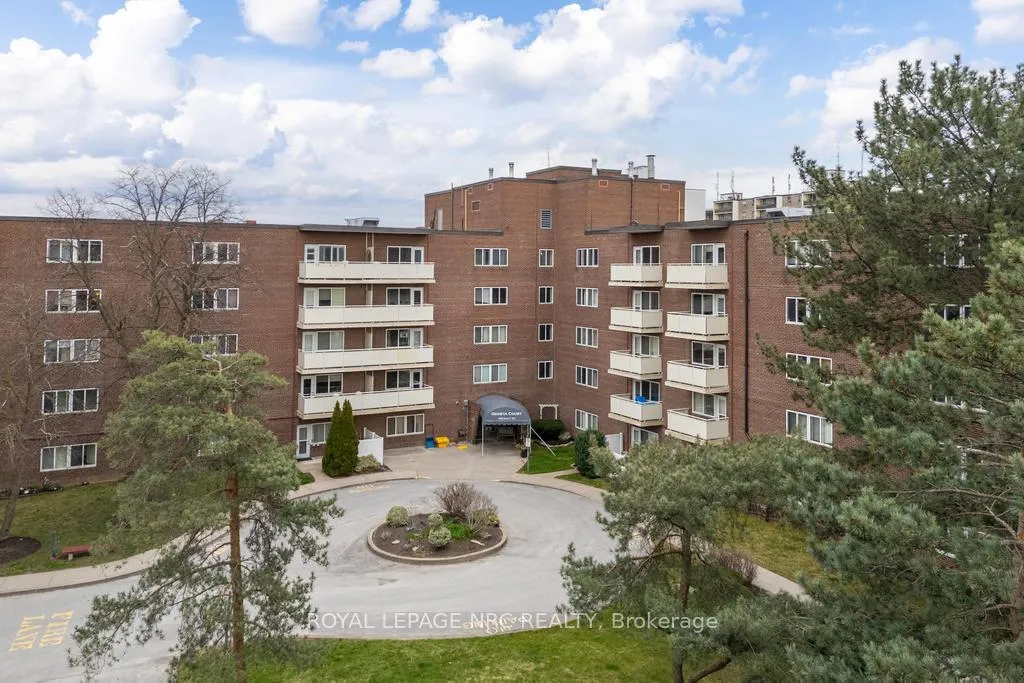 Photo 2 of Unit 410, 198 Scott Street, St. Catharines, Fairview — HOMEH