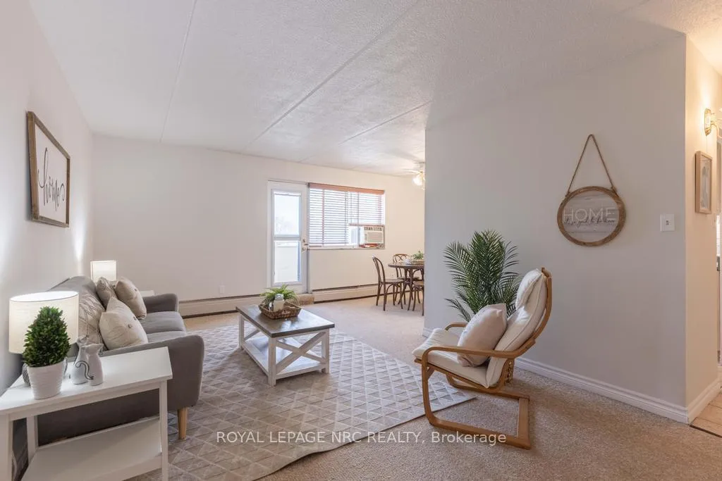 Photo 8 of Unit 410, 198 Scott Street, St. Catharines, Fairview — HOMEH