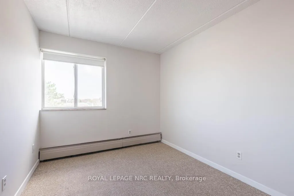 Photo 15 of Unit 410, 198 Scott Street, St. Catharines, Fairview — HOMEH