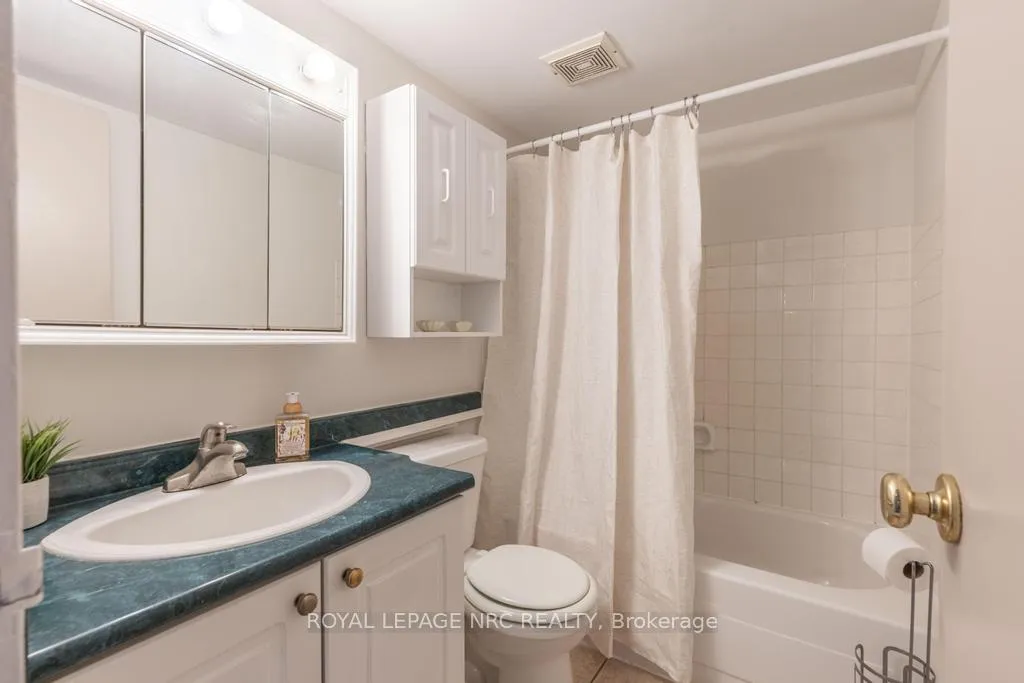 Photo 18 of Unit 410, 198 Scott Street, St. Catharines, Fairview — HOMEH