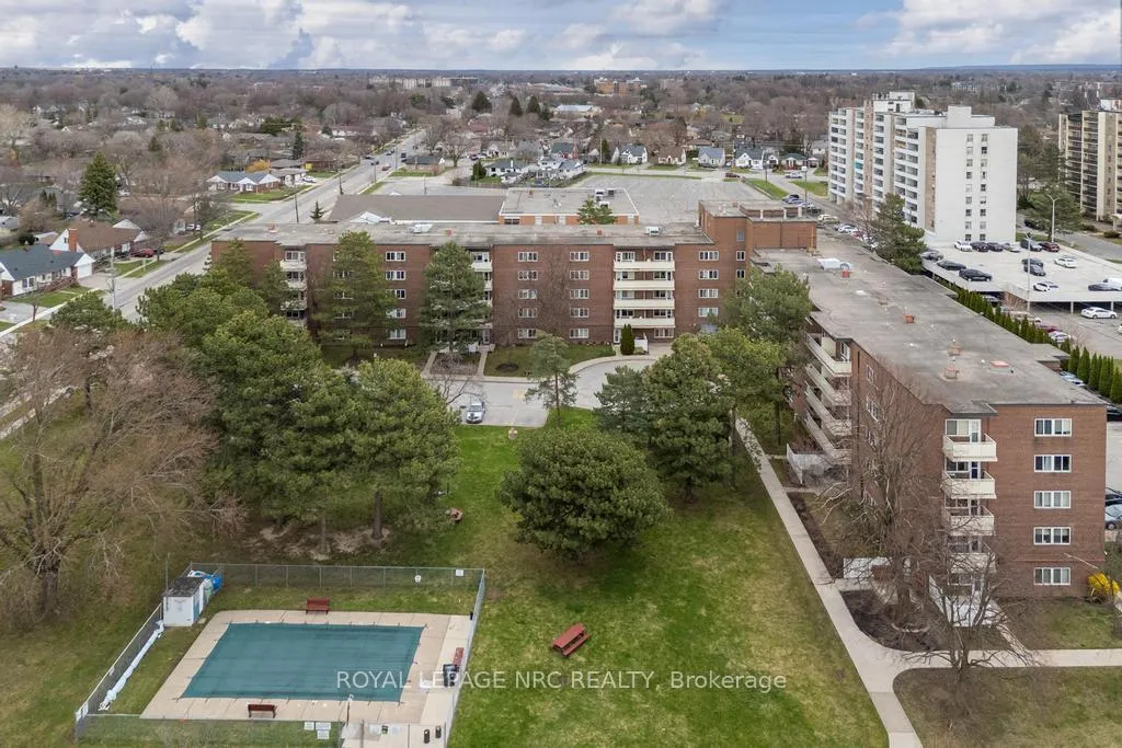 Photo 28 of Unit 410, 198 Scott Street, St. Catharines, Fairview — HOMEH