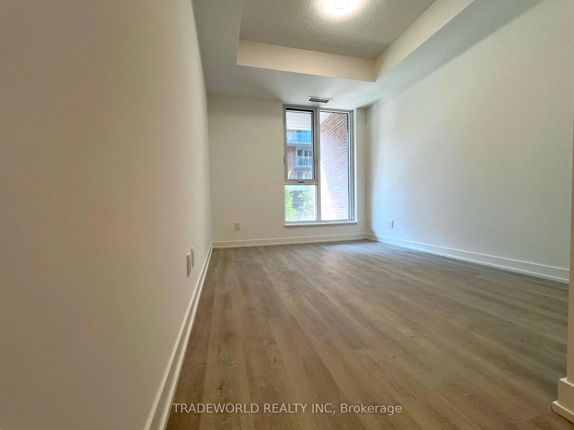 Photo 5 of Unit 629, 8119 Birchmount Road, Markham, Unionville — HOMEH