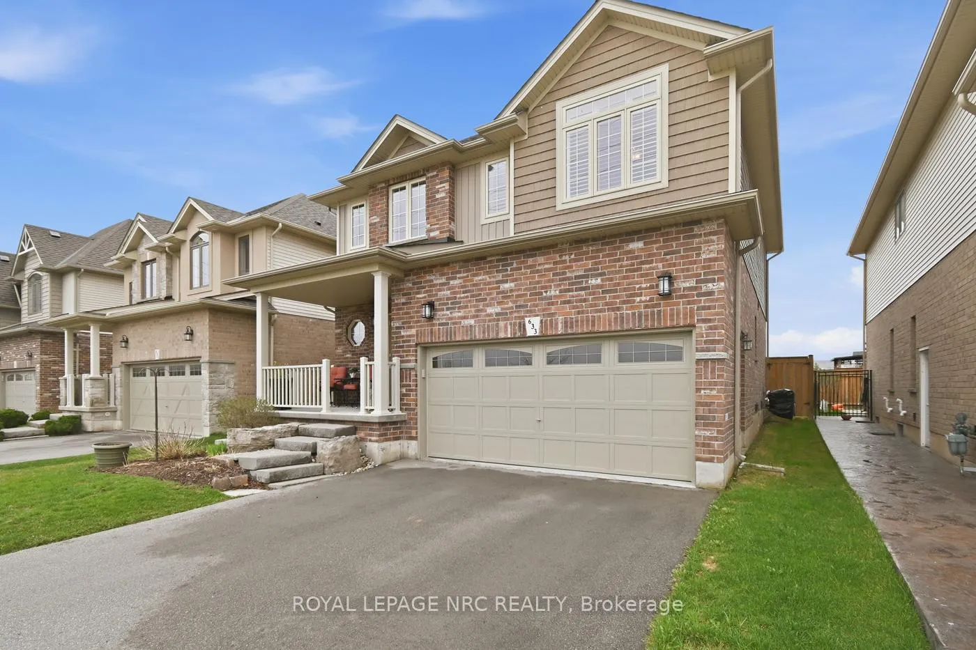 Photo 2 of 633 Winston Road, Grimsby, Grimsby Beach — HOMEH