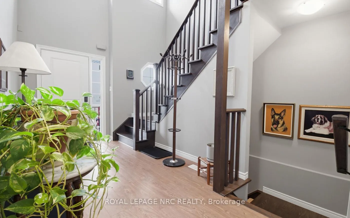 Photo 6 of 633 Winston Road, Grimsby, Grimsby Beach — HOMEH