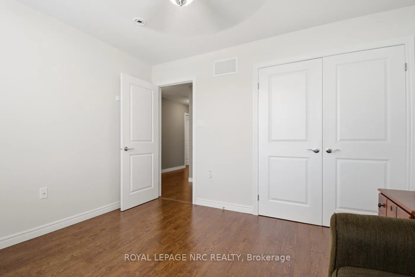 Photo 32 of 633 Winston Road, Grimsby, Grimsby Beach — HOMEH