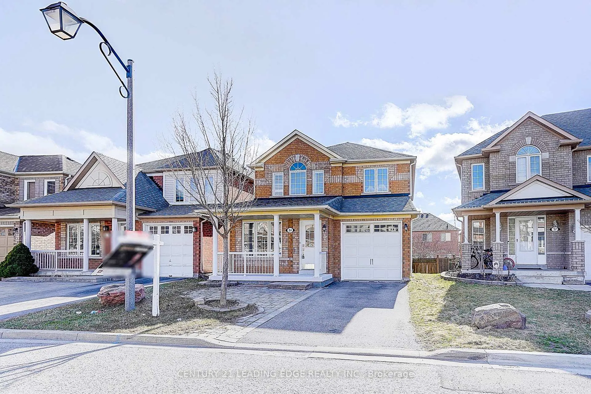Photo 1 of 34 William Grant Road, Markham, Greensborough — HOMEH