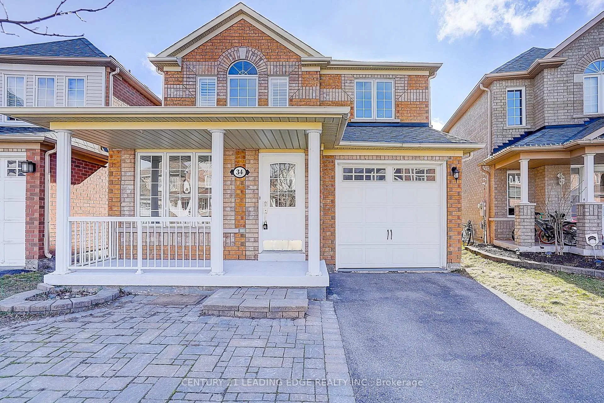 Photo 3 of 34 William Grant Road, Markham, Greensborough — HOMEH