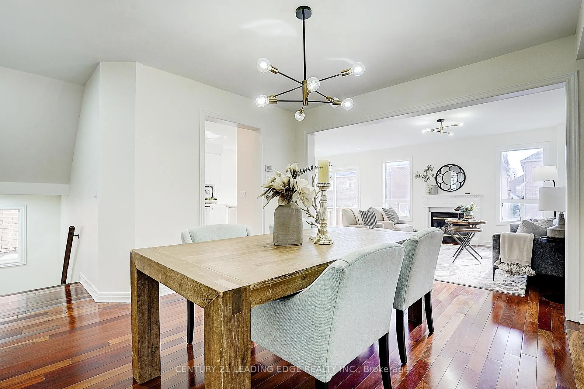 Photo 10 of 34 William Grant Road, Markham, Greensborough — HOMEH