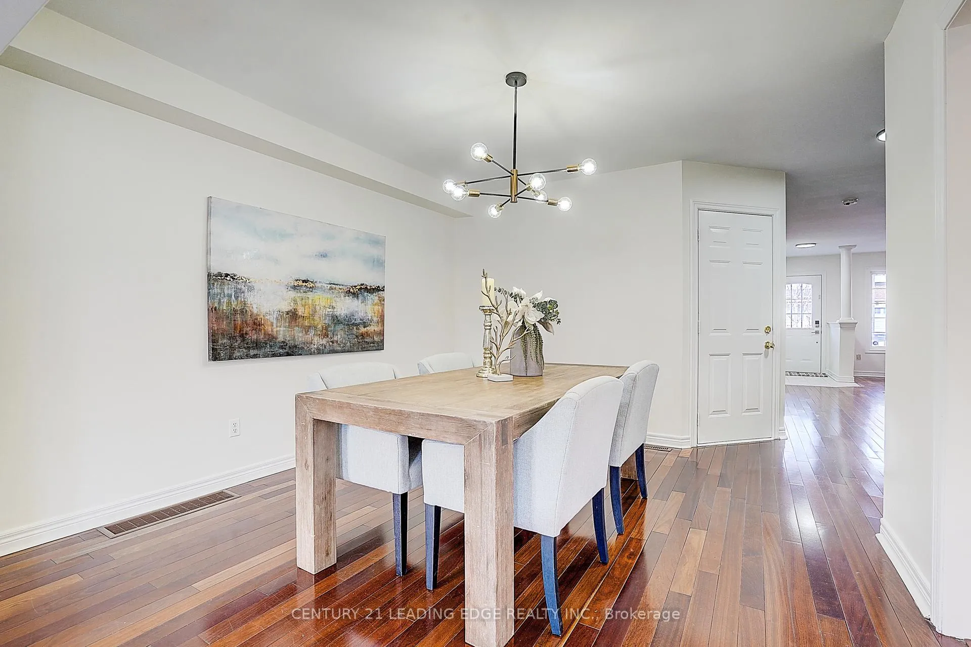 Photo 11 of 34 William Grant Road, Markham, Greensborough — HOMEH