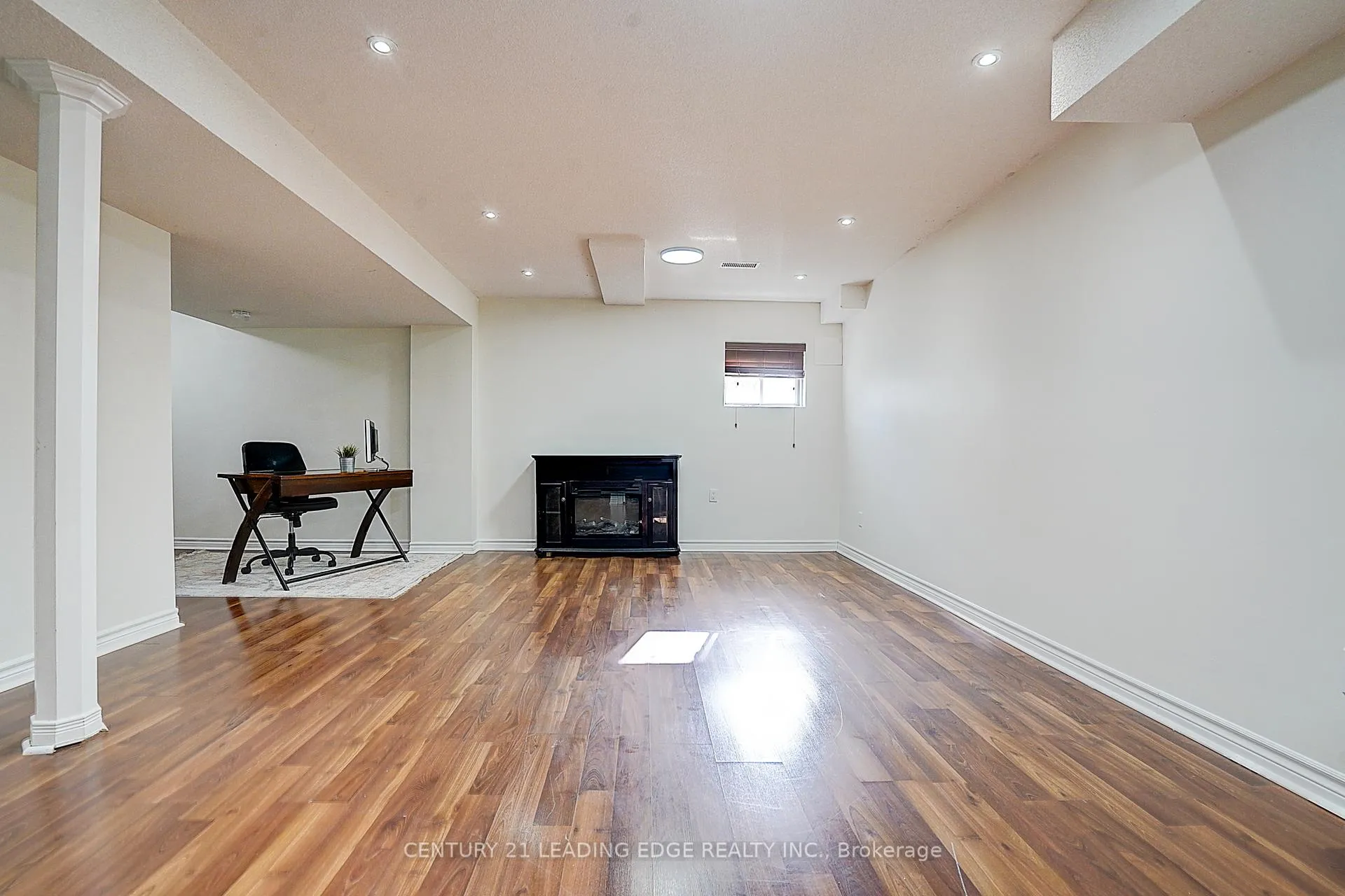 Photo 41 of 34 William Grant Road, Markham, Greensborough — HOMEH