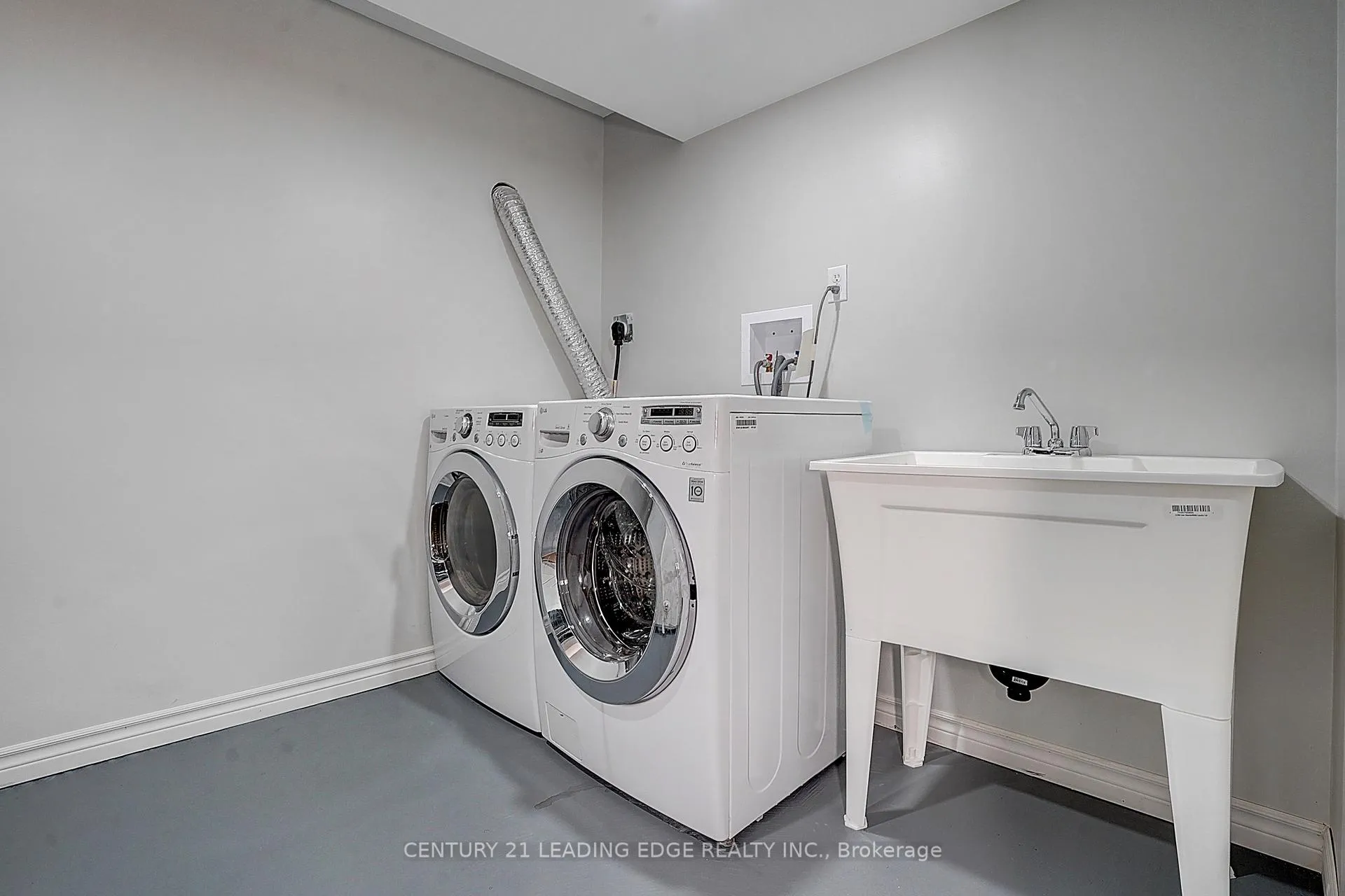 Photo 45 of 34 William Grant Road, Markham, Greensborough — HOMEH