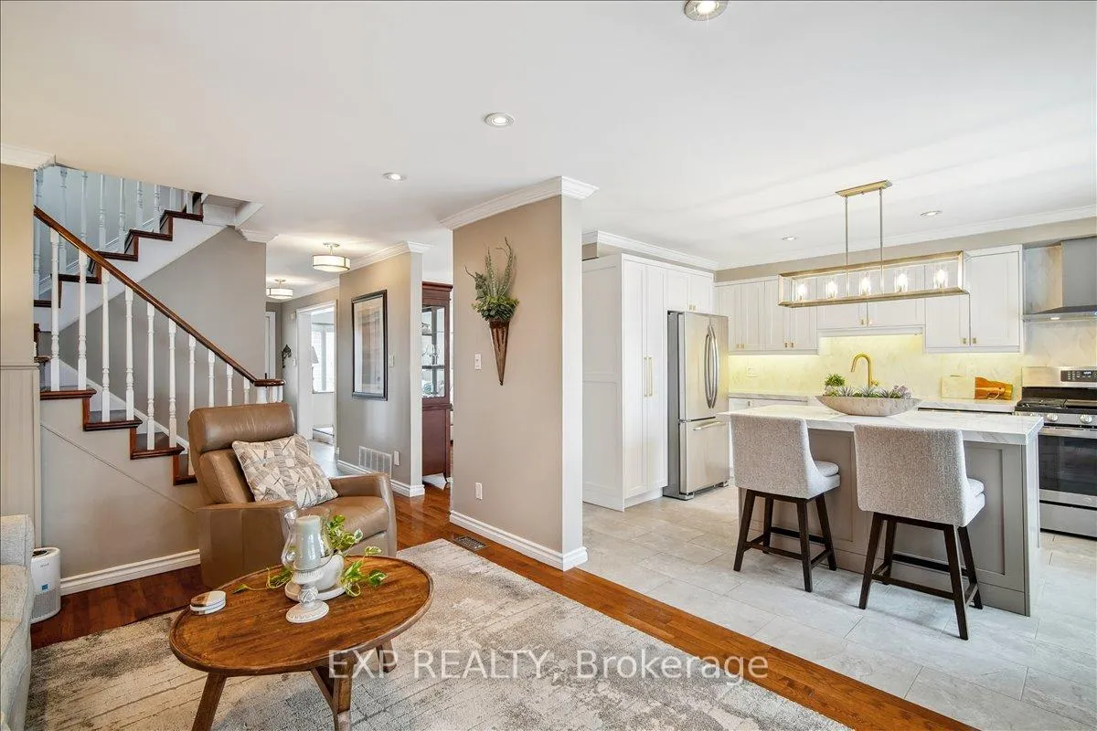 Photo 11 of 2417 Headon Forest Drive, Burlington, Headon — HOMEH