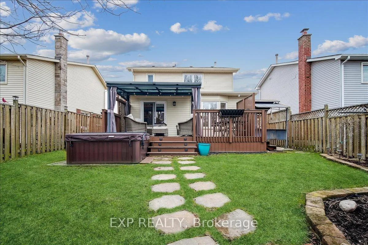 Photo 25 of 2417 Headon Forest Drive, Burlington, Headon — HOMEH
