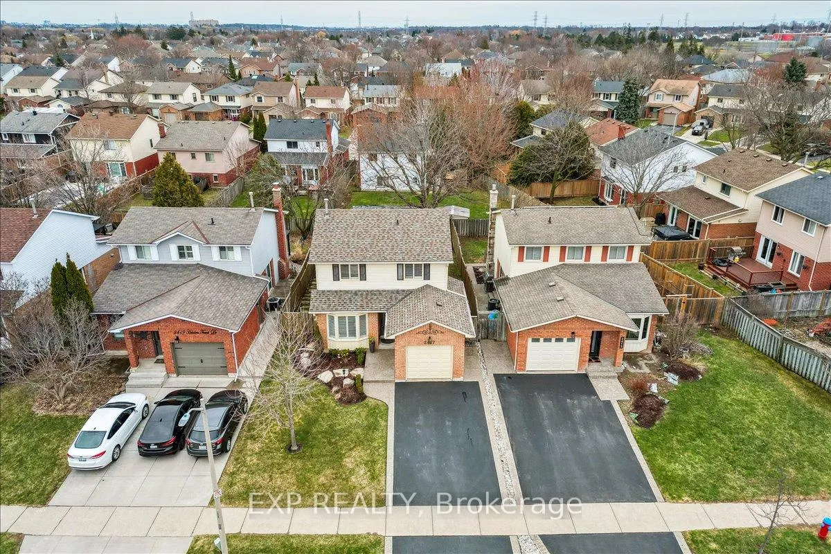 Photo 26 of 2417 Headon Forest Drive, Burlington, Headon — HOMEH