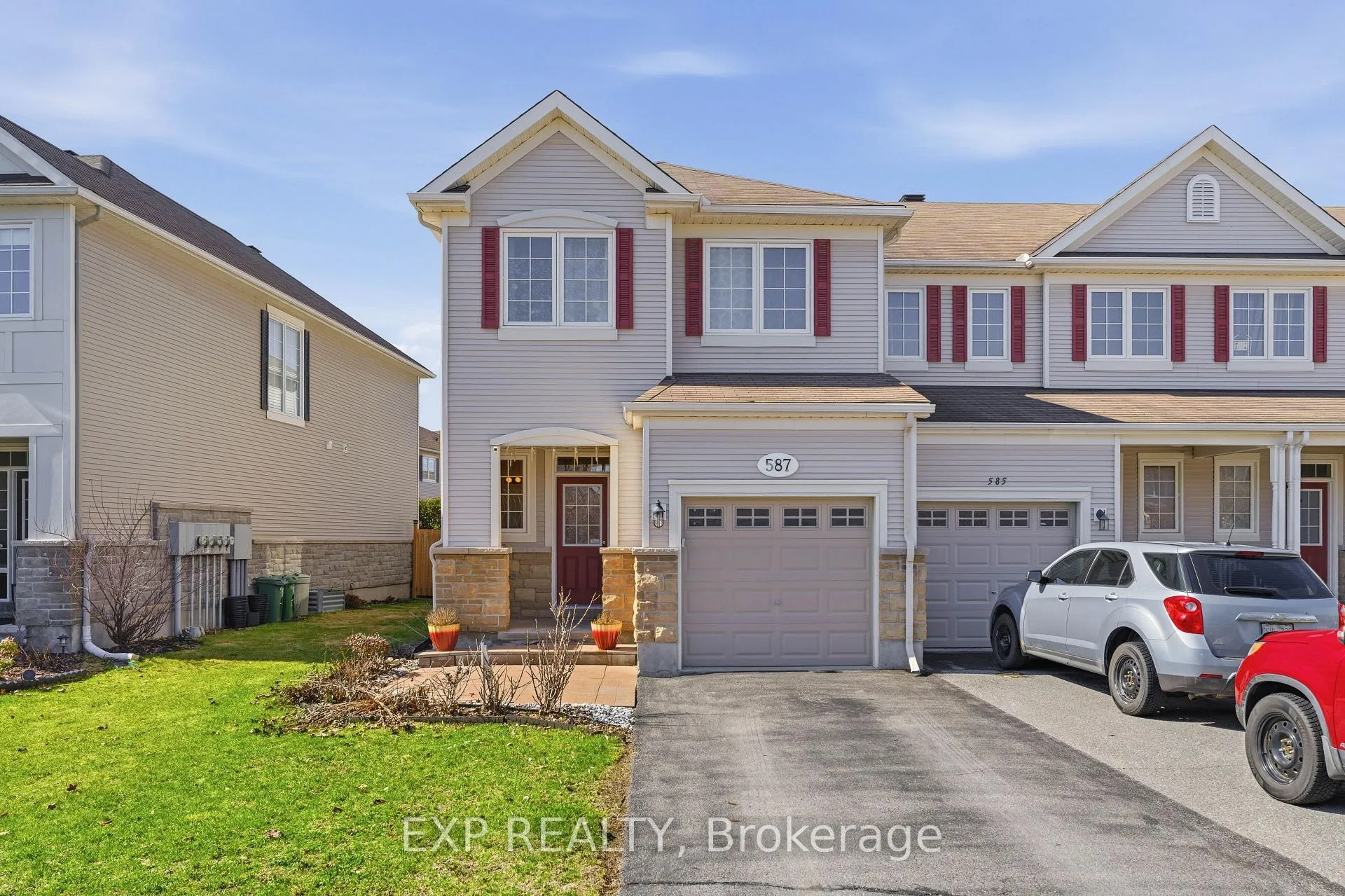 Photo 1 of 587 Pepperville Crescent, Ottawa, Kanata - Emerald Meadows/Trailwest — HOMEH
