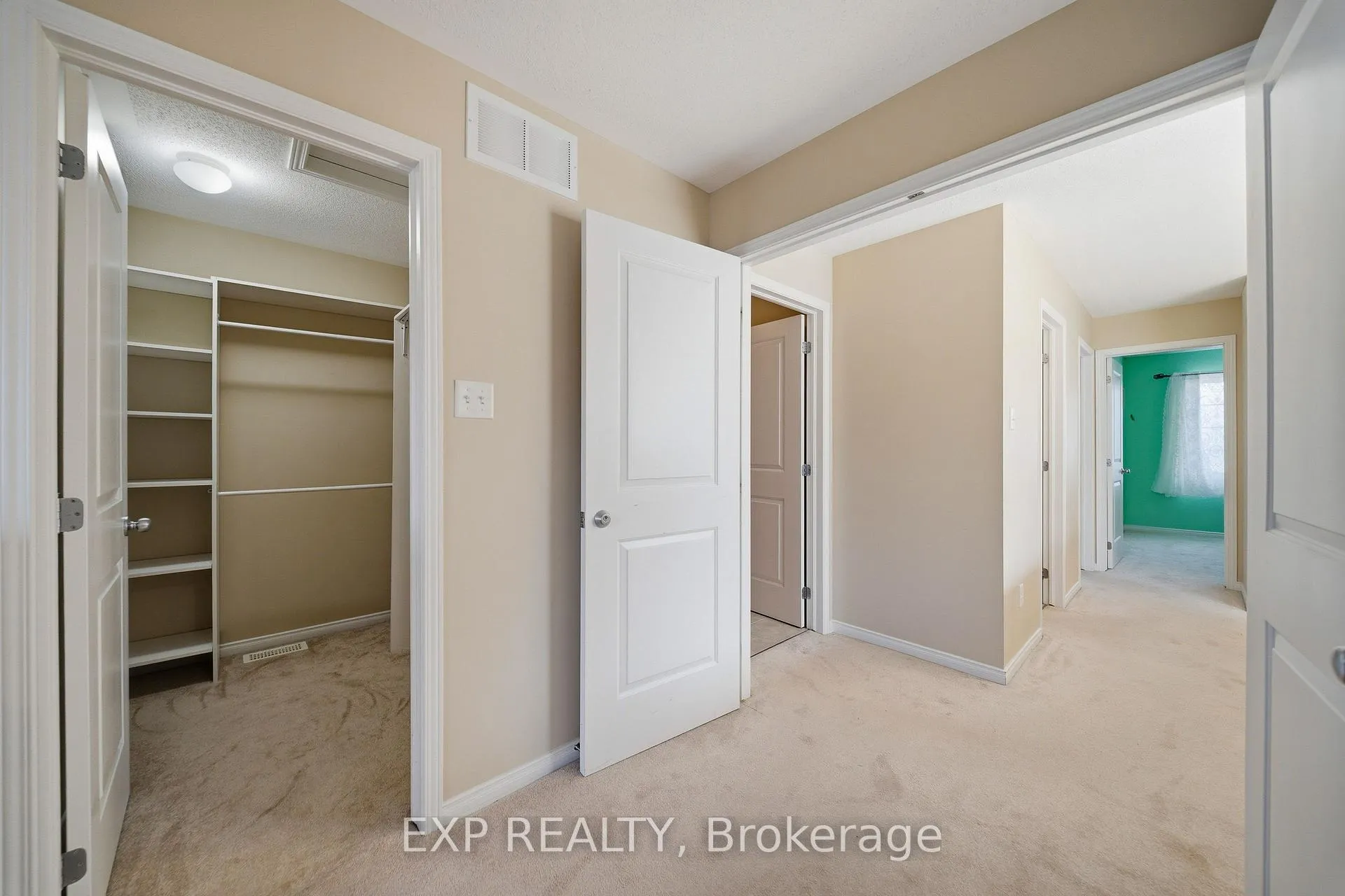 Photo 19 of 587 Pepperville Crescent, Ottawa, Kanata - Emerald Meadows/Trailwest — HOMEH