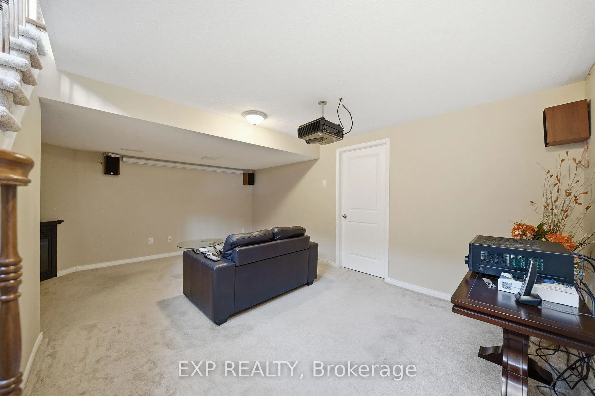 Photo 26 of 587 Pepperville Crescent, Ottawa, Kanata - Emerald Meadows/Trailwest — HOMEH