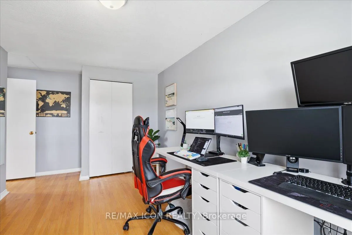 Photo 15 of 108 Astor Crescent, Wilmot — HOMEH