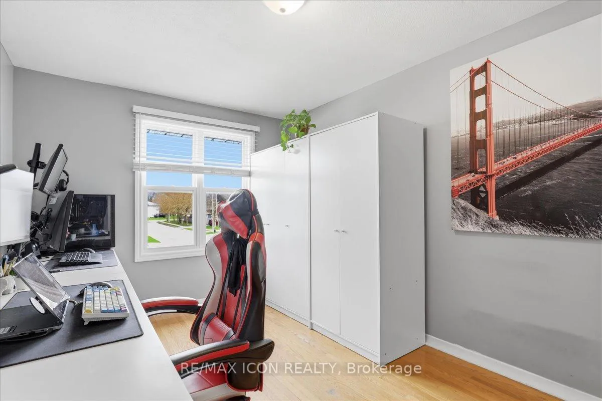 Photo 16 of 108 Astor Crescent, Wilmot — HOMEH