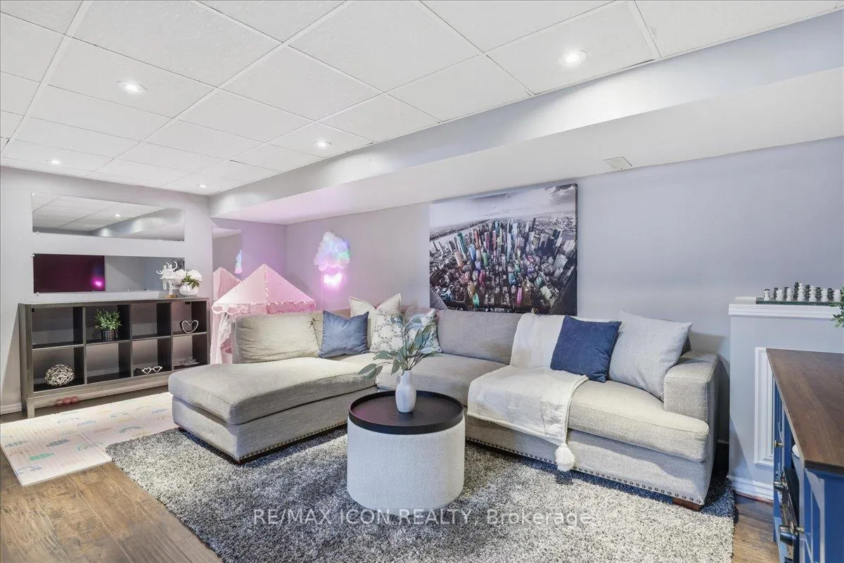 Photo 27 of 108 Astor Crescent, Wilmot — HOMEH