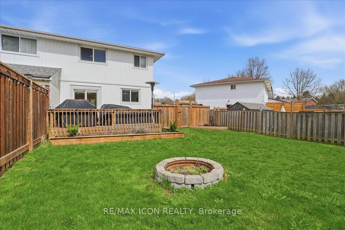Photo 33 of 108 Astor Crescent, Wilmot — HOMEH