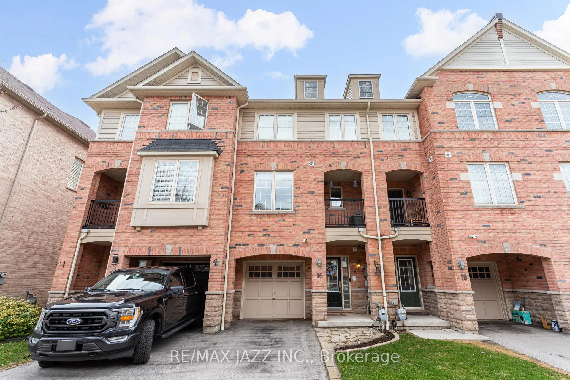 Photo 1 of 16 Clowes Street, Ajax, Central East — HOMEH