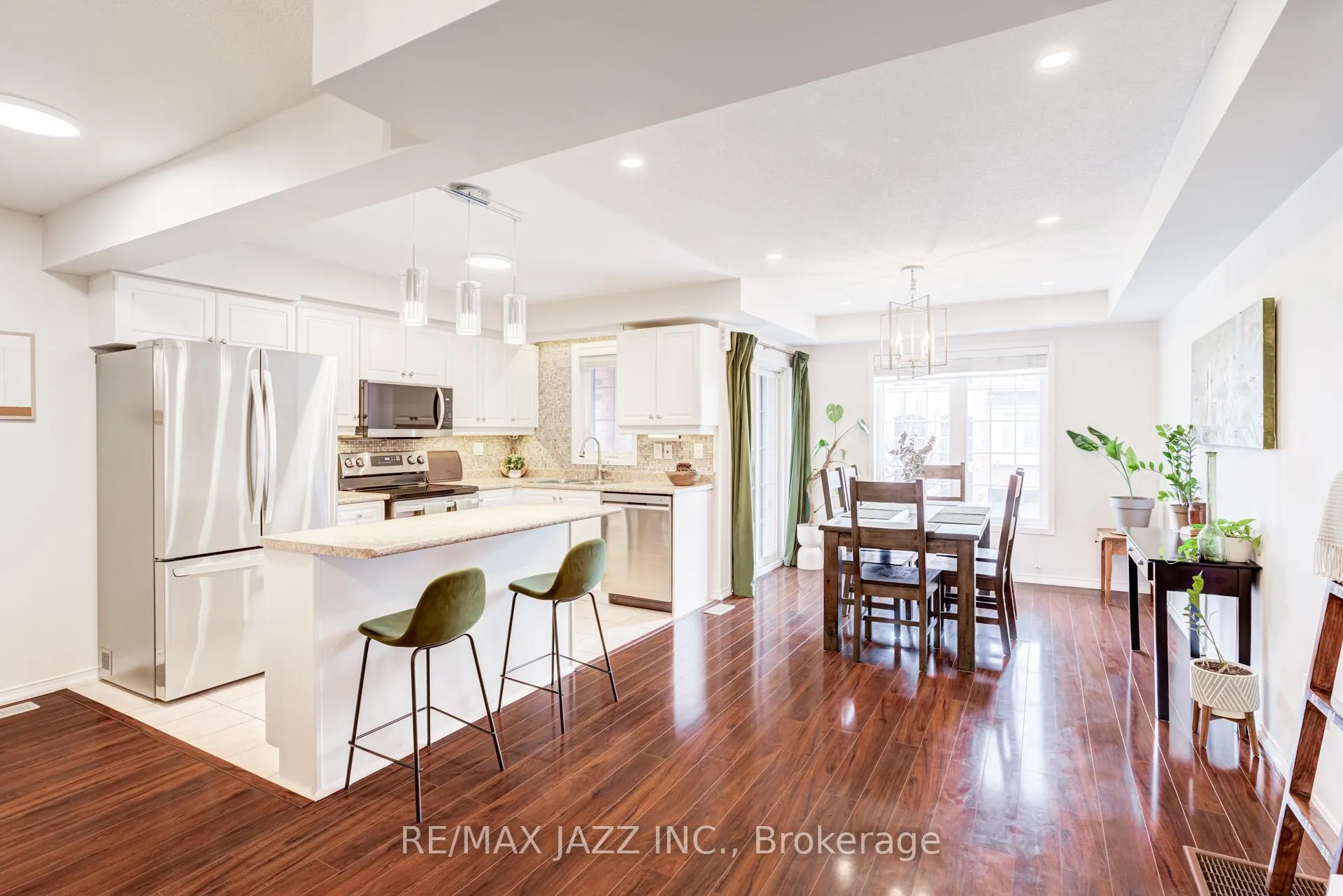 Photo 10 of 16 Clowes Street, Ajax, Central East — HOMEH