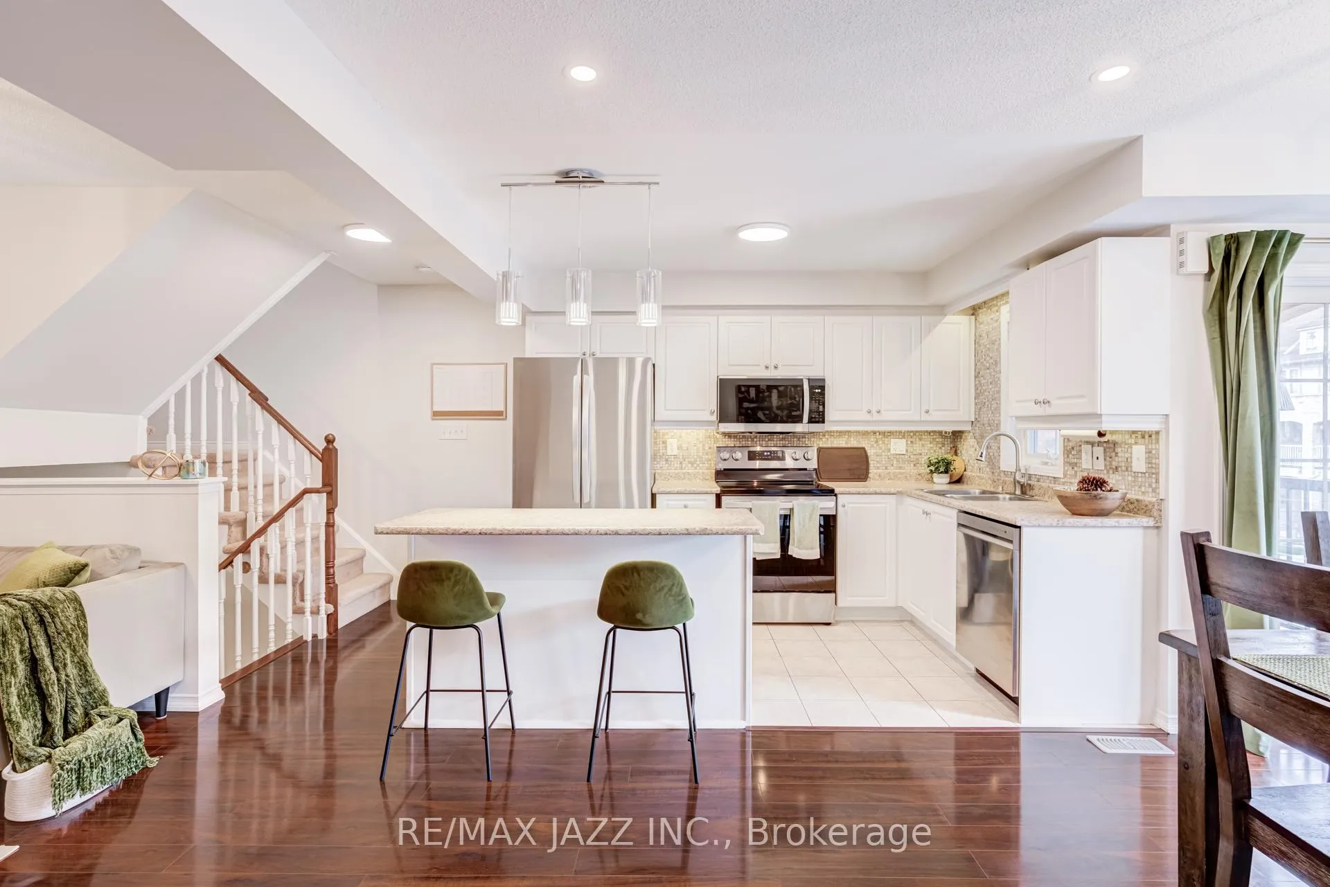 Photo 14 of 16 Clowes Street, Ajax, Central East — HOMEH