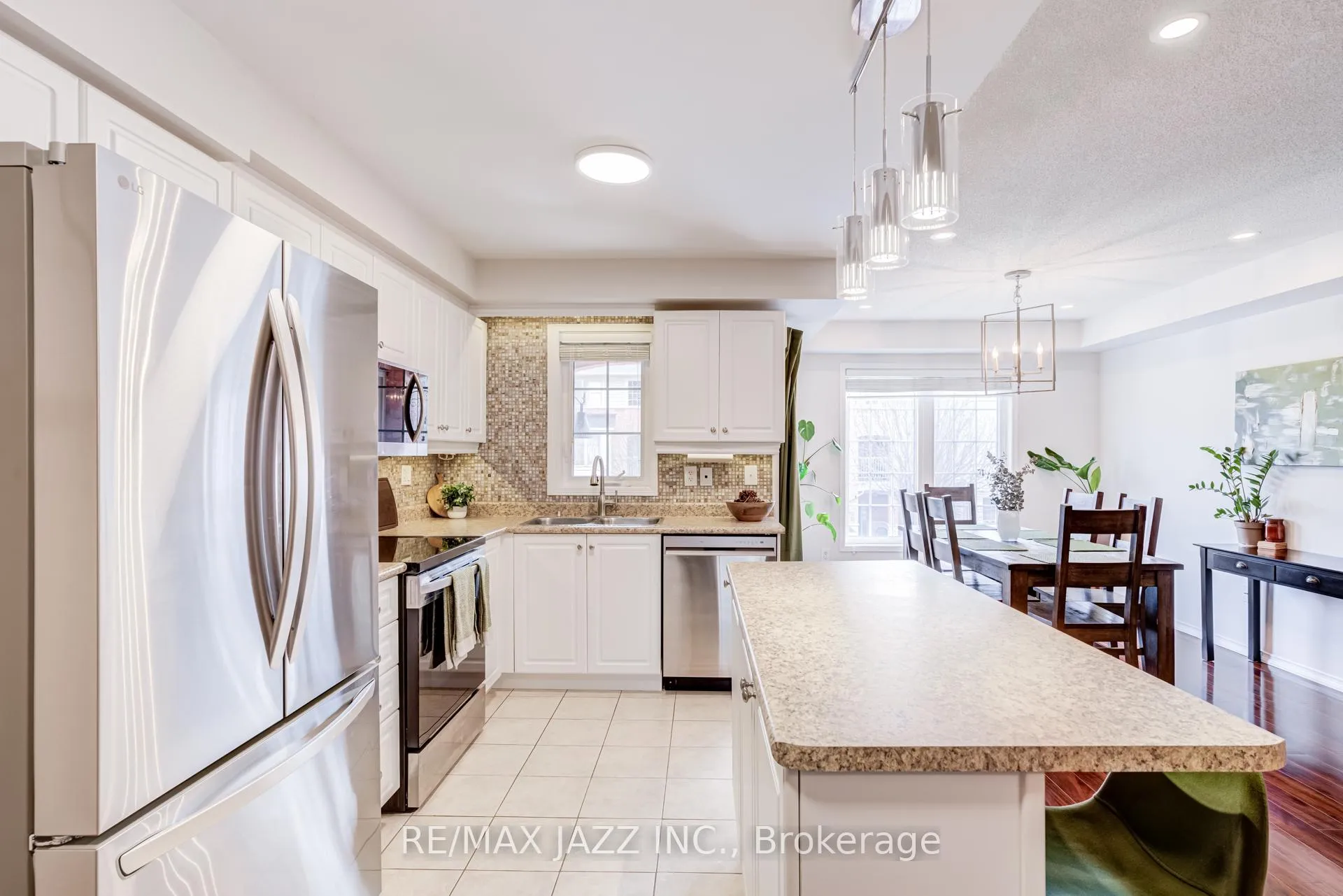 Photo 17 of 16 Clowes Street, Ajax, Central East — HOMEH
