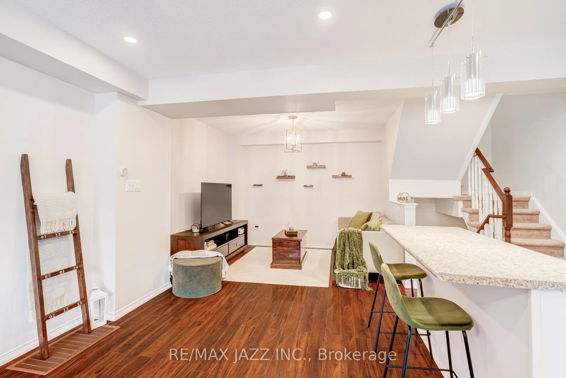 Photo 23 of 16 Clowes Street, Ajax, Central East — HOMEH