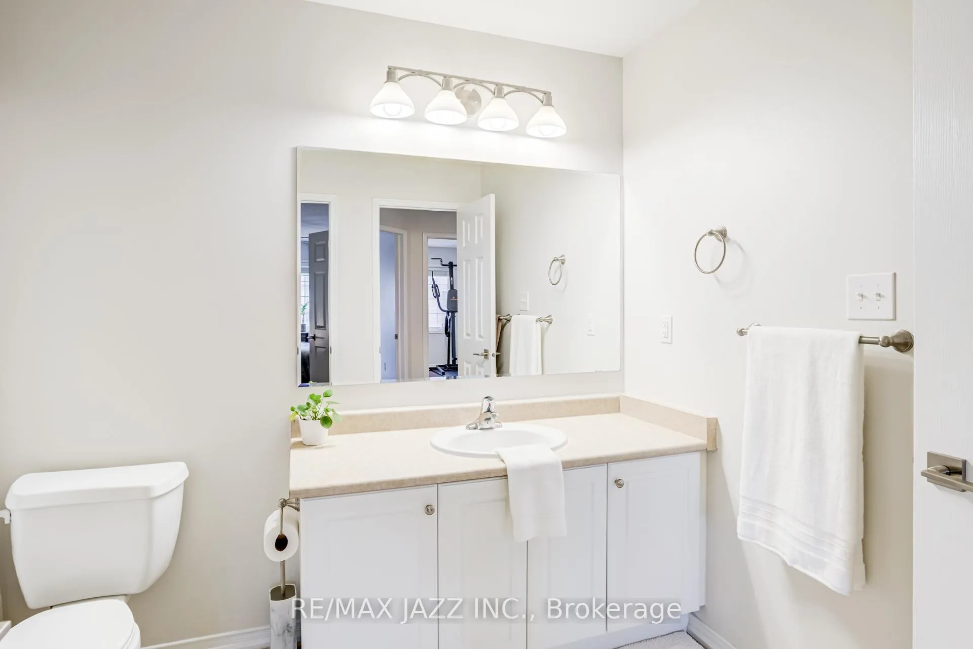 Photo 40 of 16 Clowes Street, Ajax, Central East — HOMEH