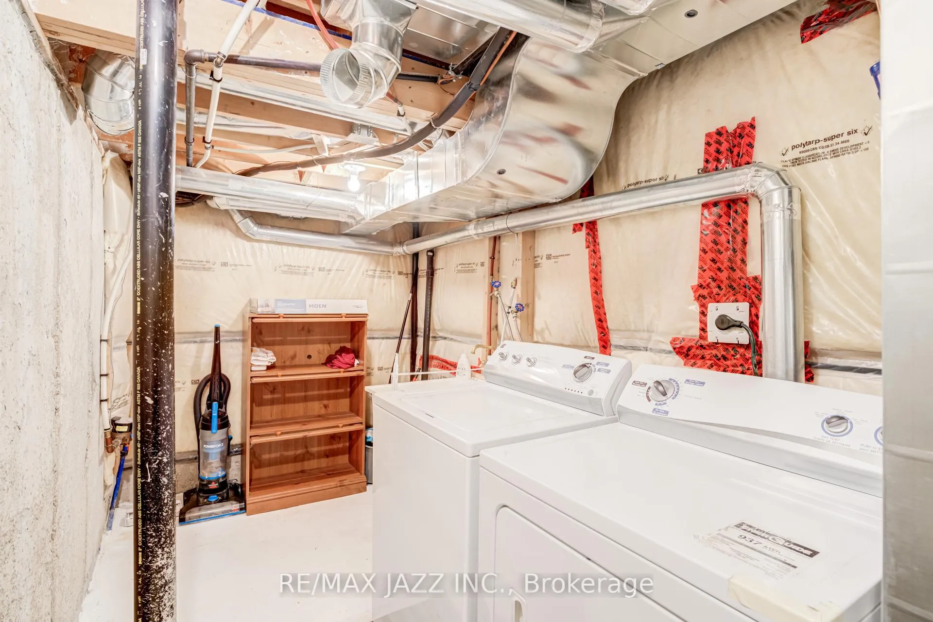Photo 42 of 16 Clowes Street, Ajax, Central East — HOMEH
