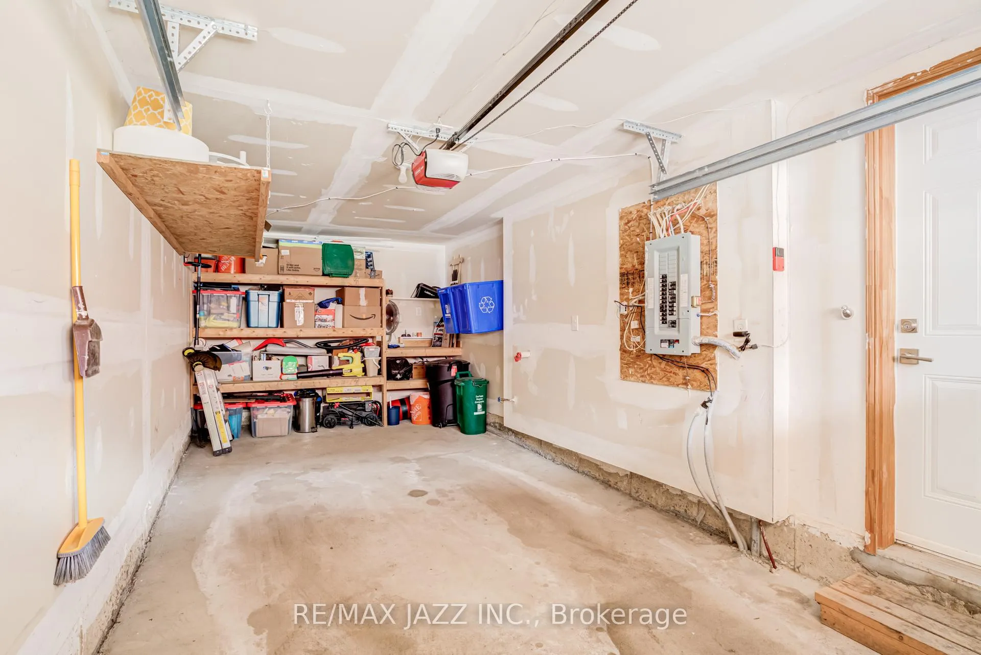 Photo 43 of 16 Clowes Street, Ajax, Central East — HOMEH