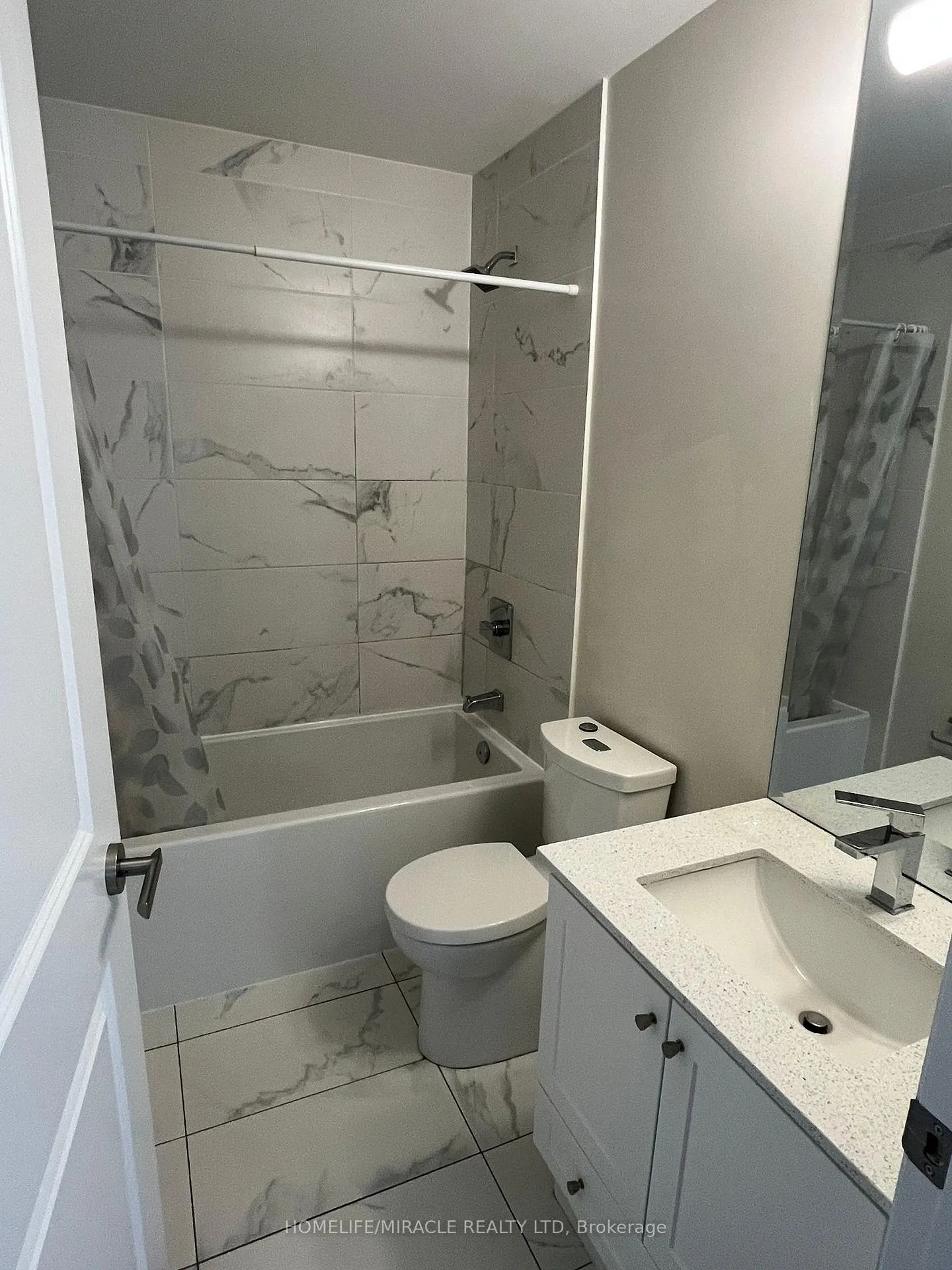 Photo 11 of Unit 1105, 9085 Jane Street, Vaughan, Concord — HOMEH