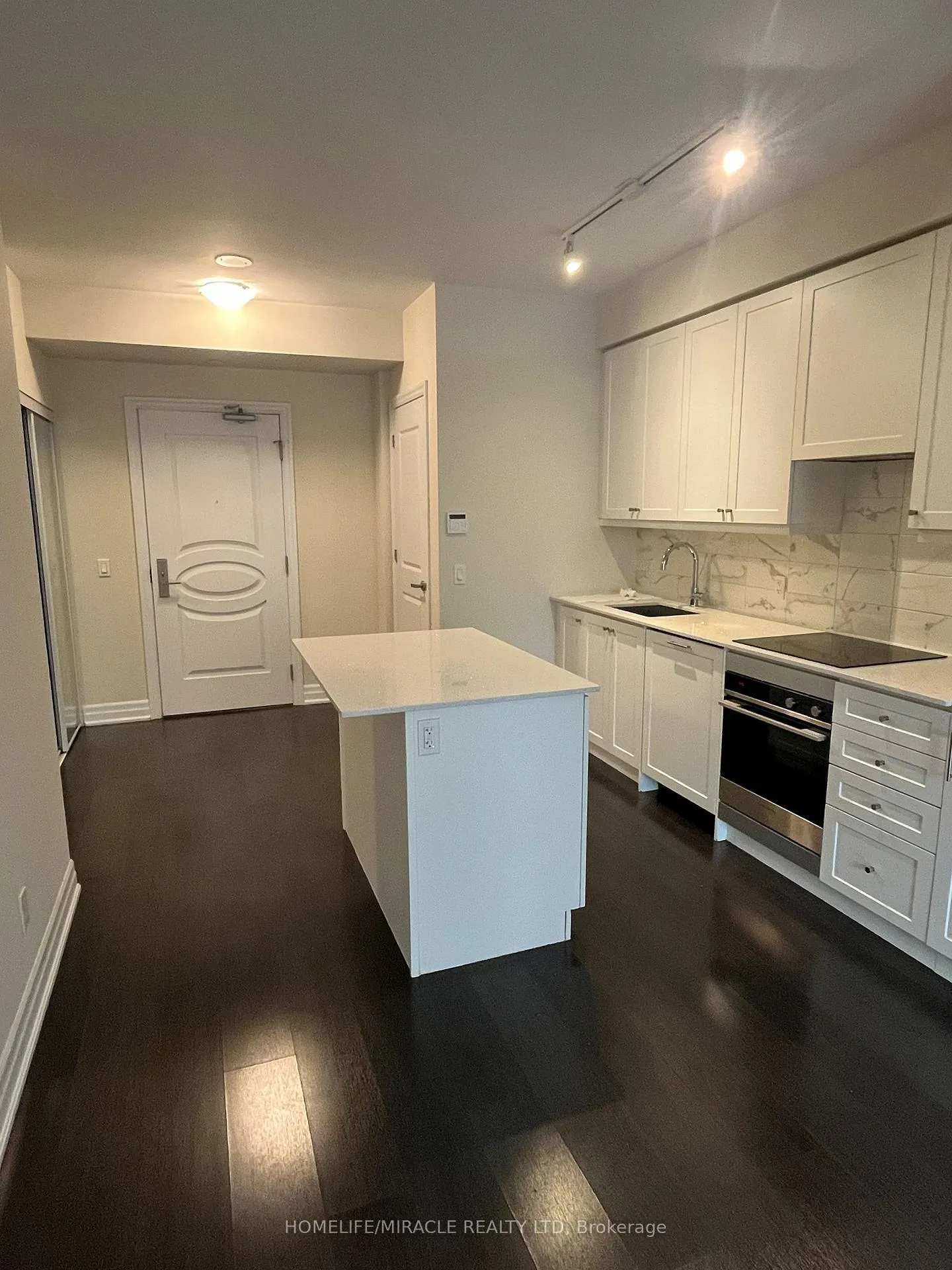 Photo 16 of Unit 1105, 9085 Jane Street, Vaughan, Concord — HOMEH