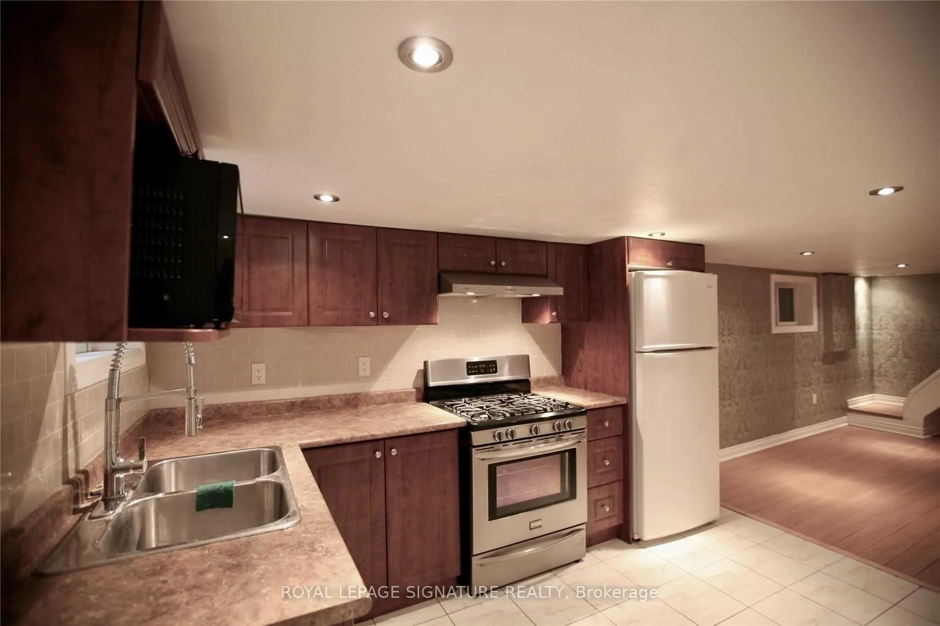 Photo 4 of Unit Bsmt, 11 Ferrier Avenue, Toronto, Danforth — HOMEH