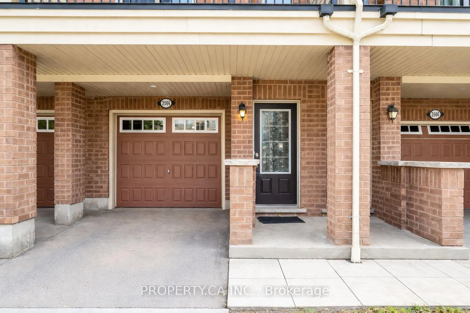 Photo 3 of Unit 169, 2564 Rosedrop Path, Oshawa, Windfields — HOMEH