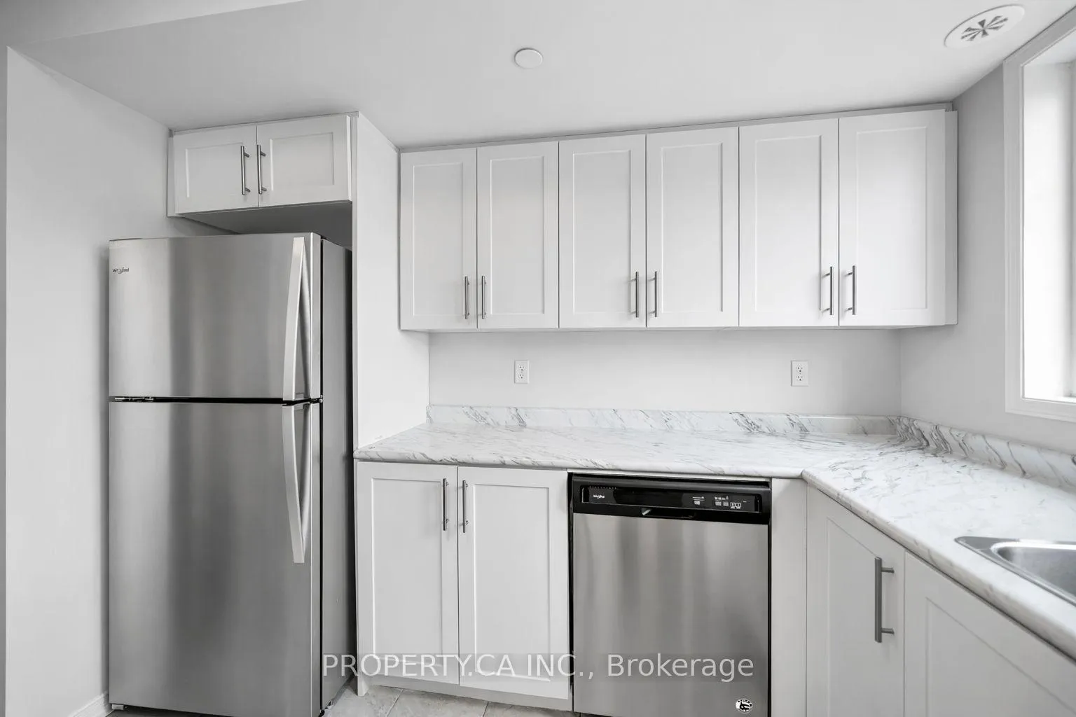 Photo 7 of Unit 169, 2564 Rosedrop Path, Oshawa, Windfields — HOMEH
