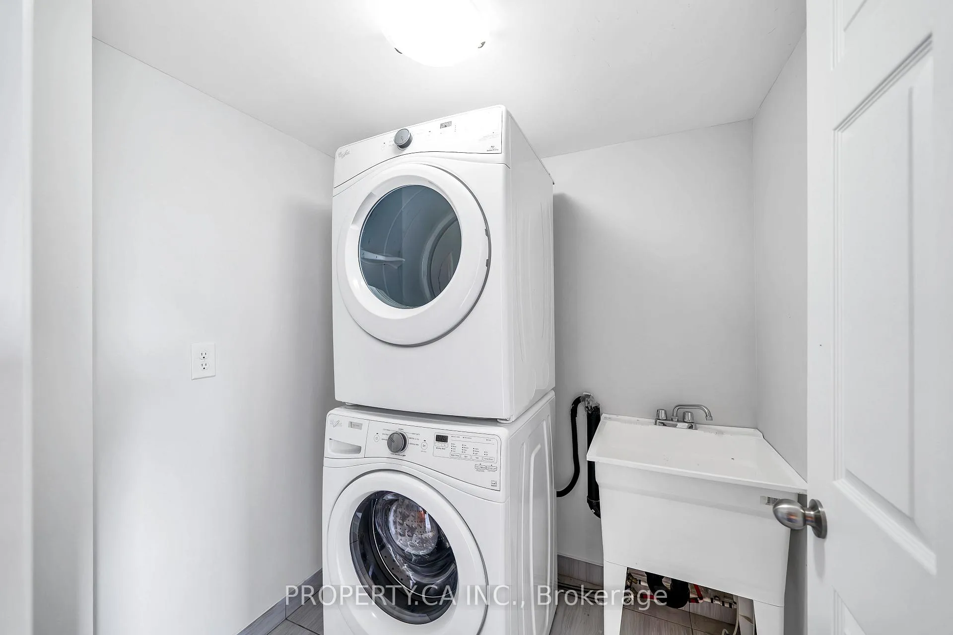 Photo 15 of Unit 169, 2564 Rosedrop Path, Oshawa, Windfields — HOMEH