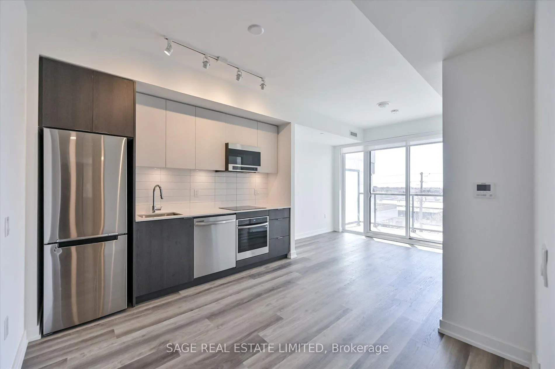 Photo 11 of Unit 509, 6 Chartwell Road, Etobicoke, Stonegate-Queensway — HOMEH