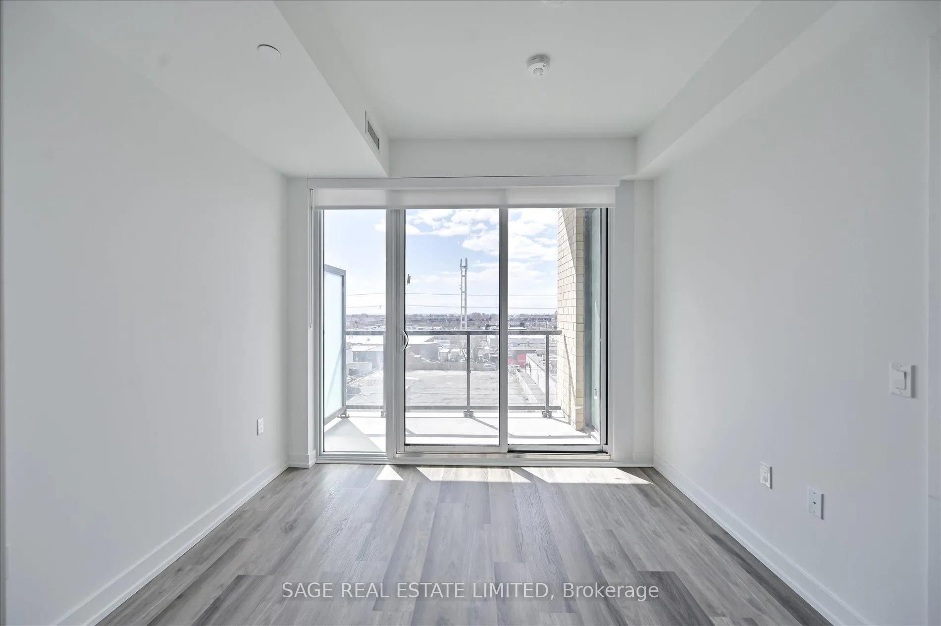 Photo 18 of Unit 509, 6 Chartwell Road, Etobicoke, Stonegate-Queensway — HOMEH