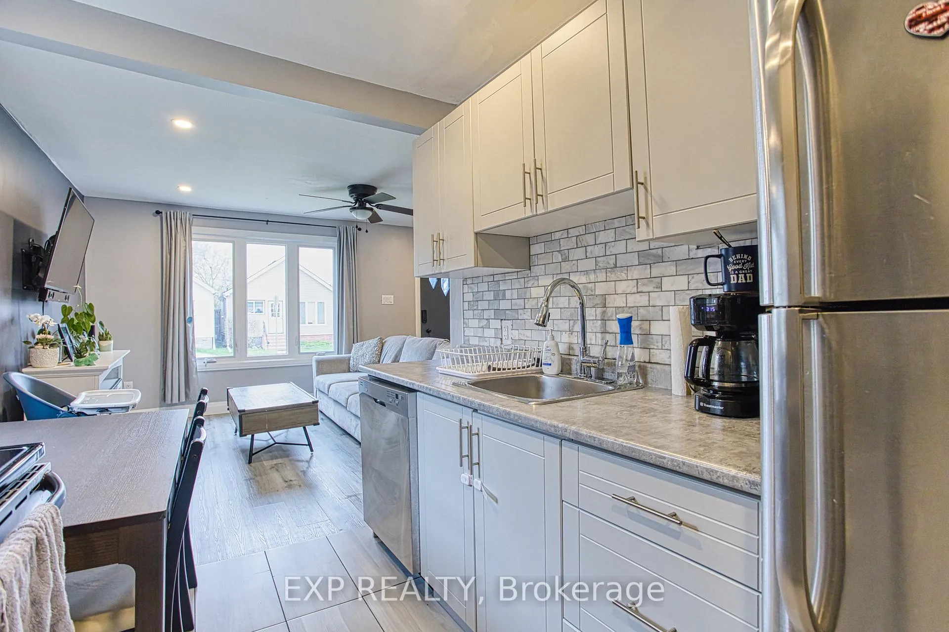 Photo 12 of 352 Fairfield Avenue, Hamilton, Homeside — HOMEH