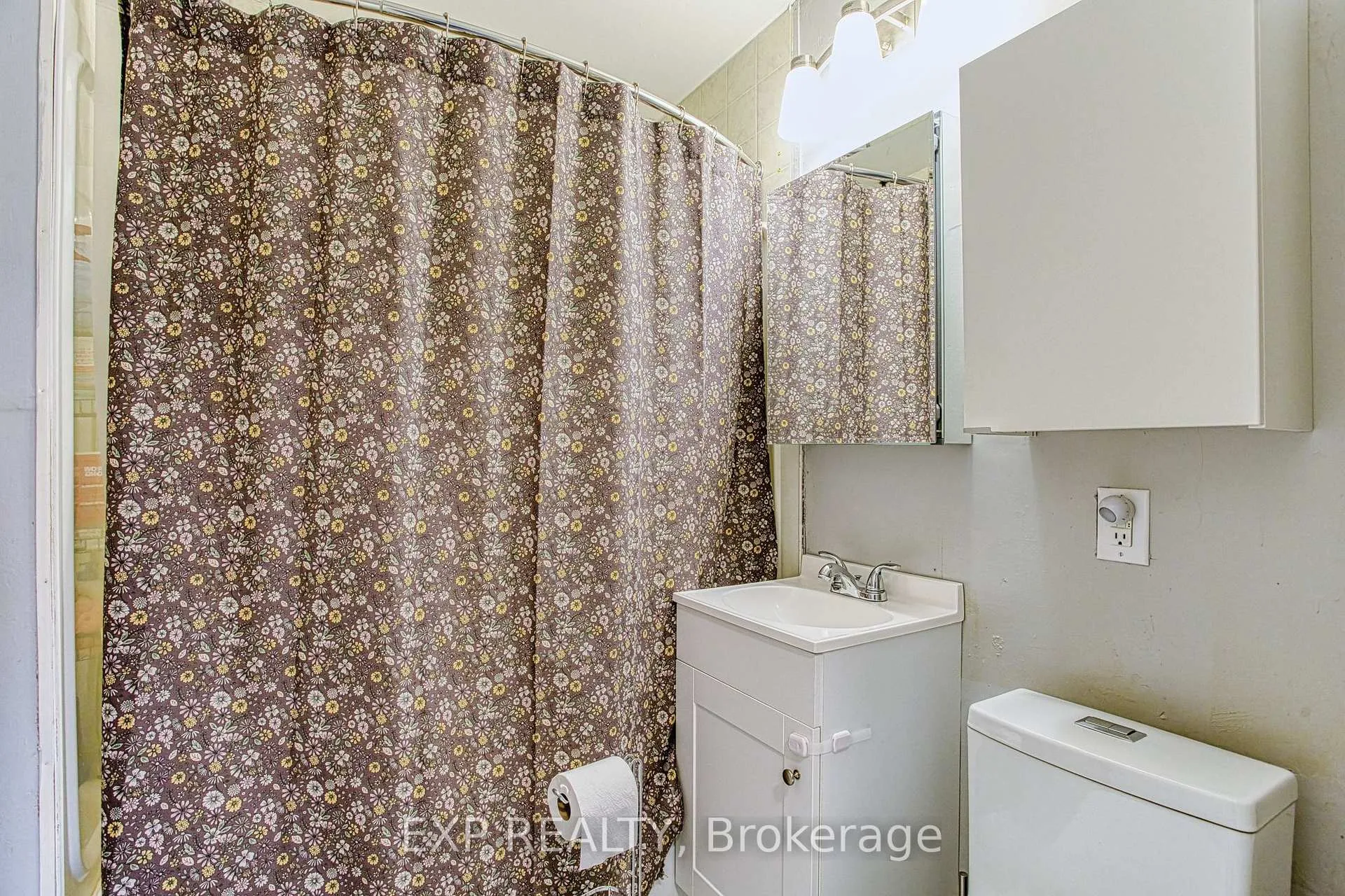 Photo 14 of 352 Fairfield Avenue, Hamilton, Homeside — HOMEH