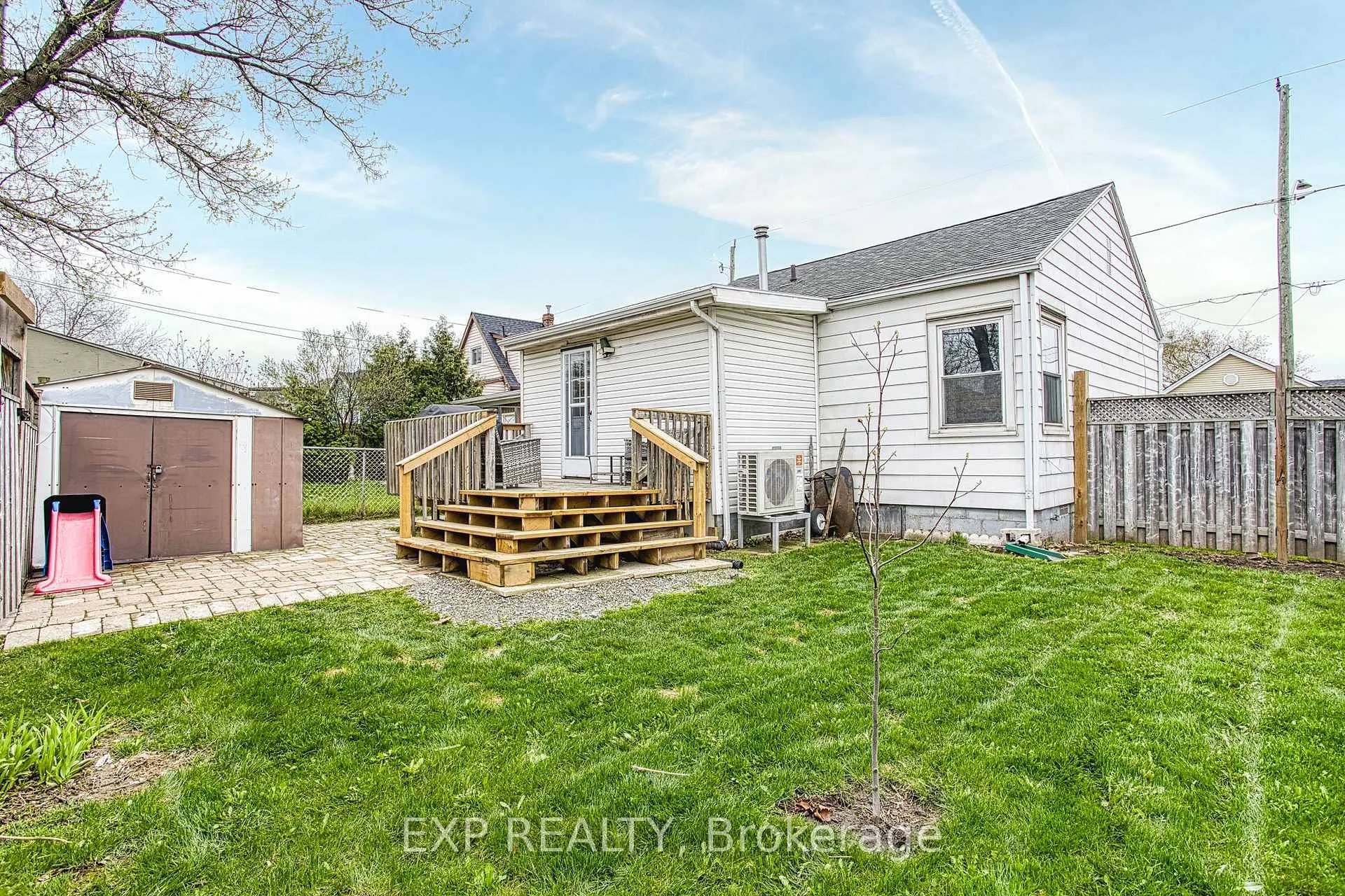 Photo 19 of 352 Fairfield Avenue, Hamilton, Homeside — HOMEH