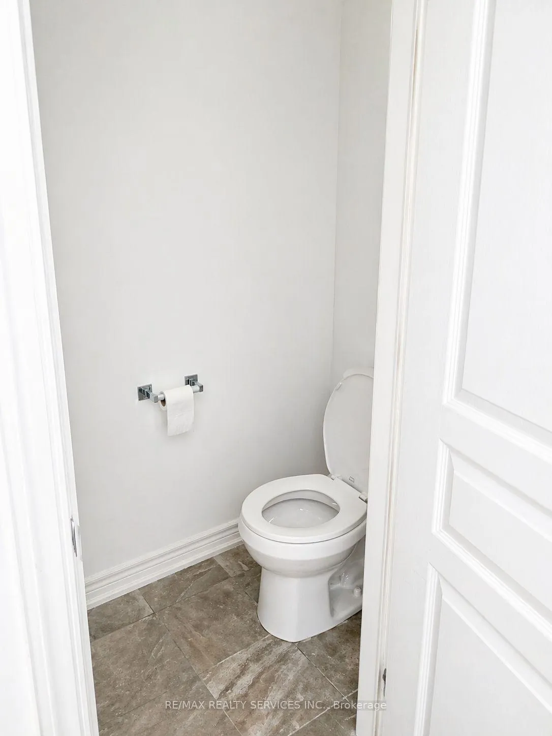 Photo 4 of Unit 59, 6118 Kelsey Crescent, Niagara Falls, Forestview — HOMEH