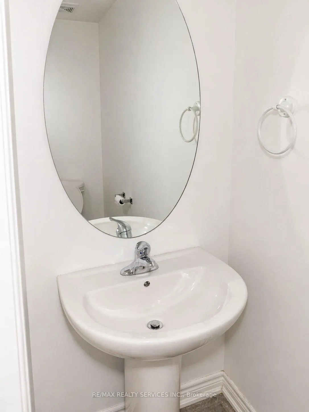 Photo 5 of Unit 59, 6118 Kelsey Crescent, Niagara Falls, Forestview — HOMEH