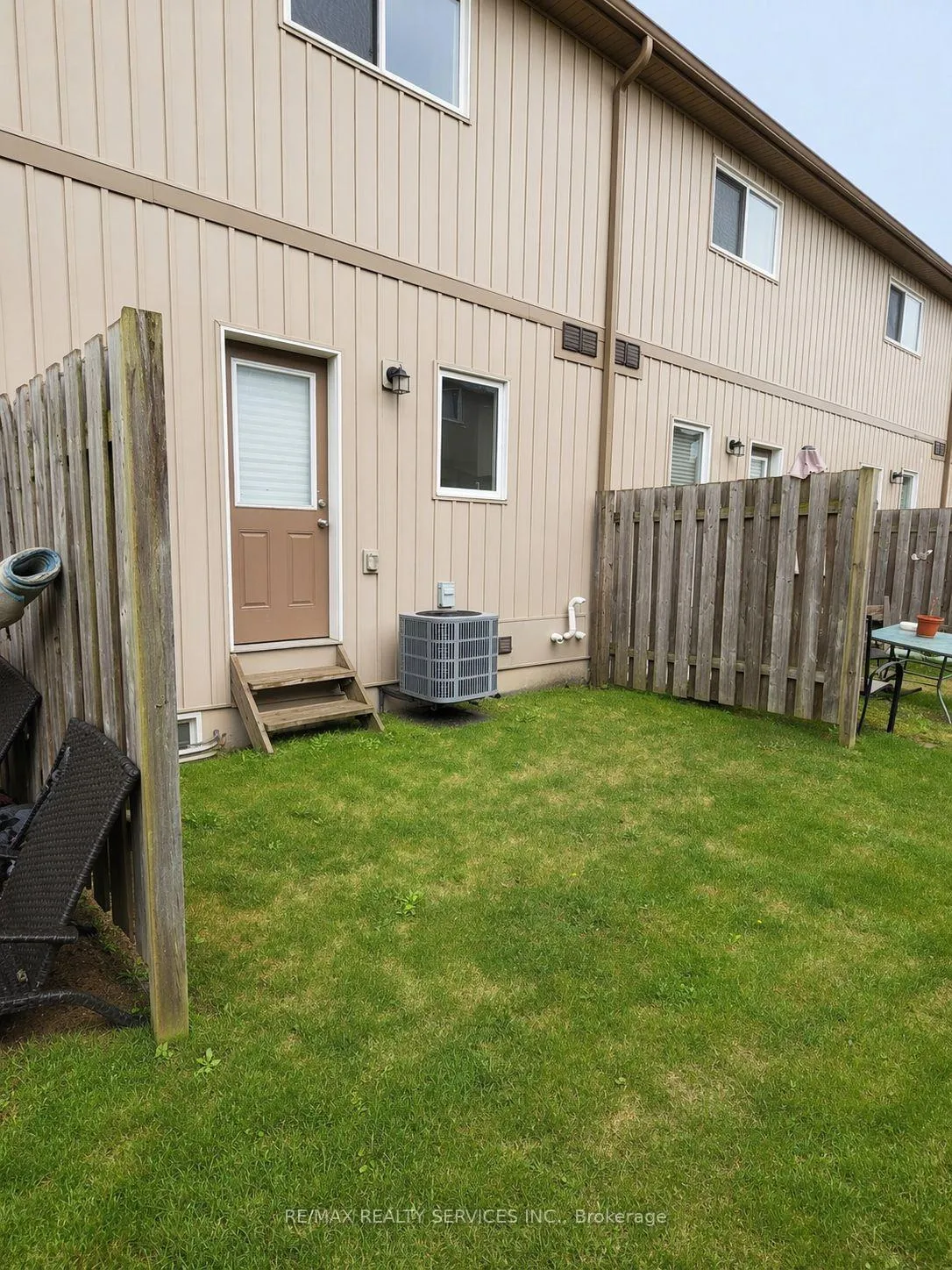 Photo 7 of Unit 59, 6118 Kelsey Crescent, Niagara Falls, Forestview — HOMEH
